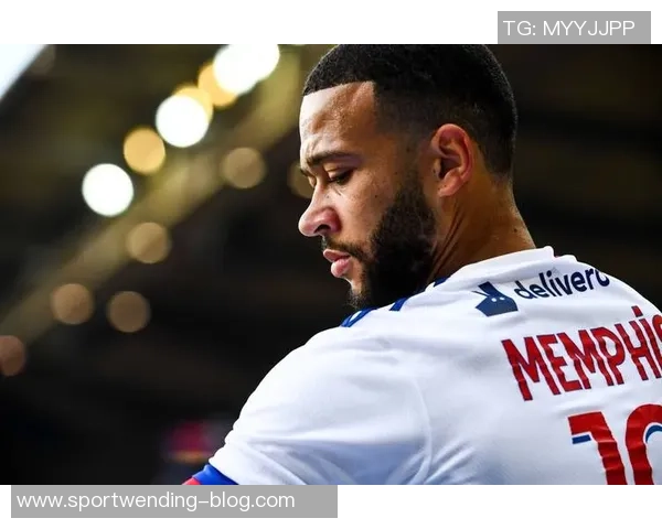 女网红曝德佩隐秘关系称怀孕德佩得知后选择失踪引发热议 女网红曝德佩隐秘关系称怀孕德佩得知后选择失踪引发热议