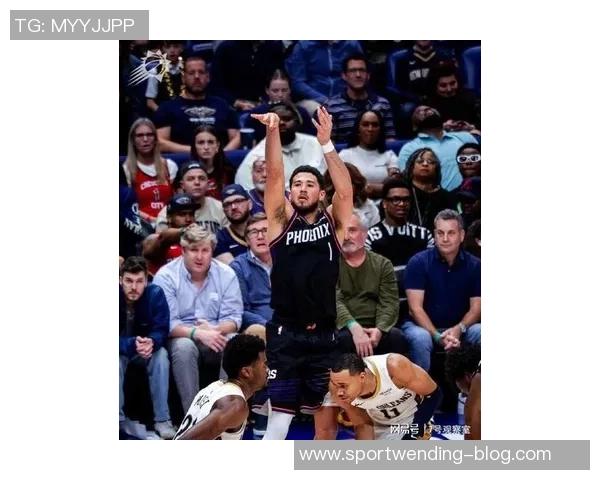 狄龙半场表现抢眼8中3加罚球6中6拿下13分但3犯令球队隐忧显现 狄龙半场表现抢眼8中3加罚球6中6拿下13分但3犯令球队隐忧显现